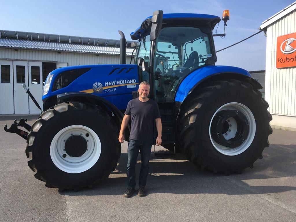 New Holland T 7.215 S